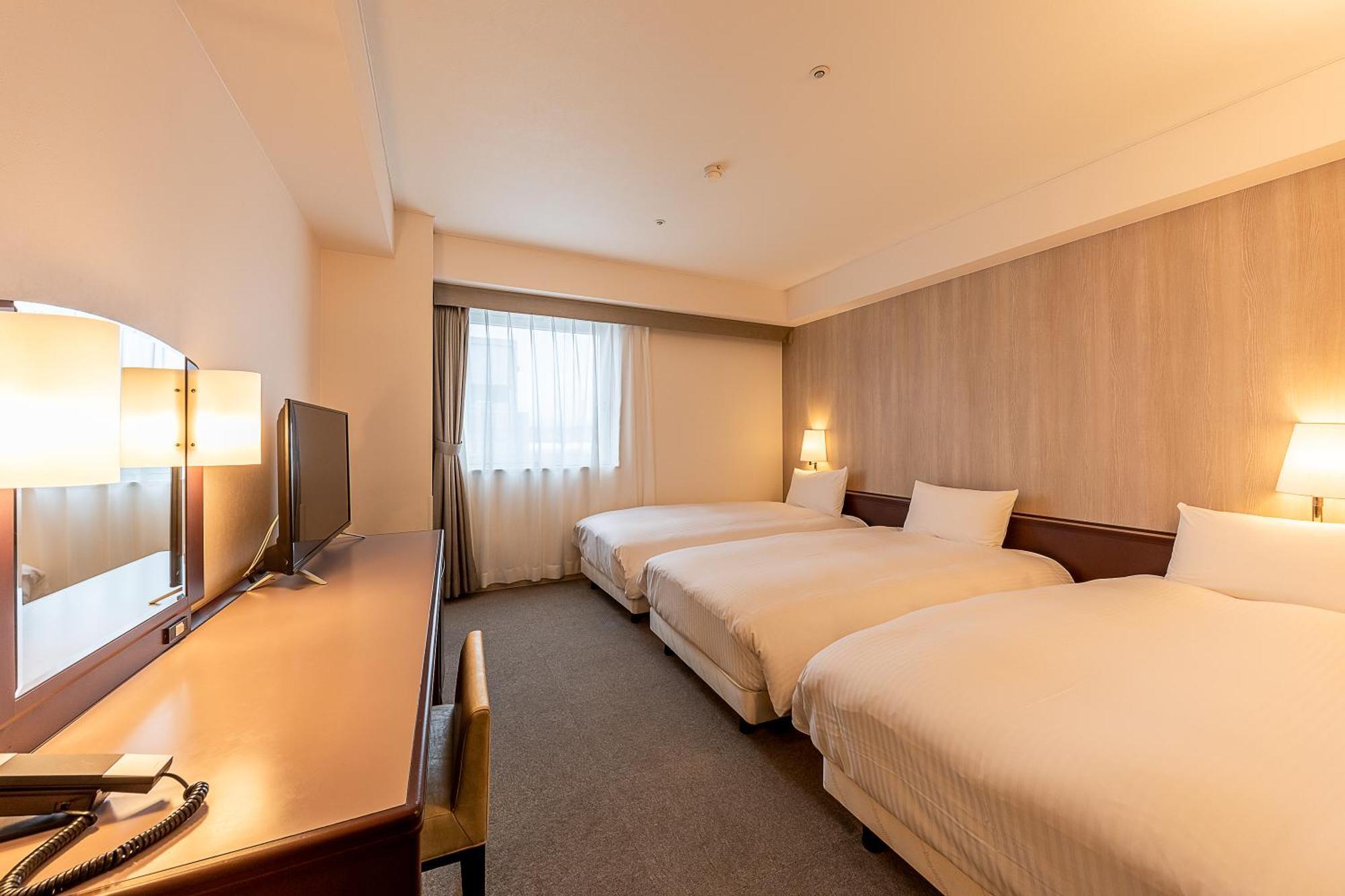 Court Hotel Асахикава Екстериор снимка