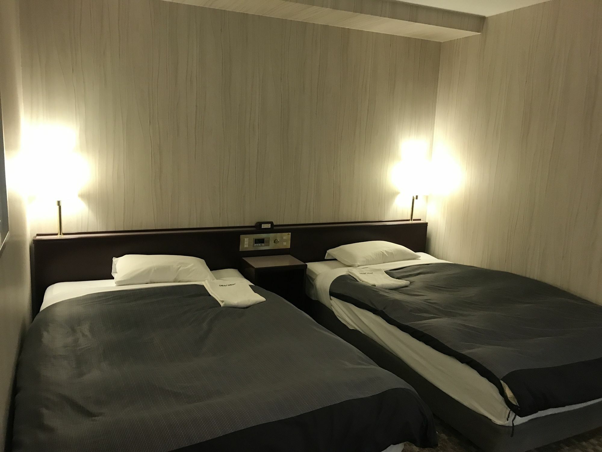 Court Hotel Асахикава Екстериор снимка